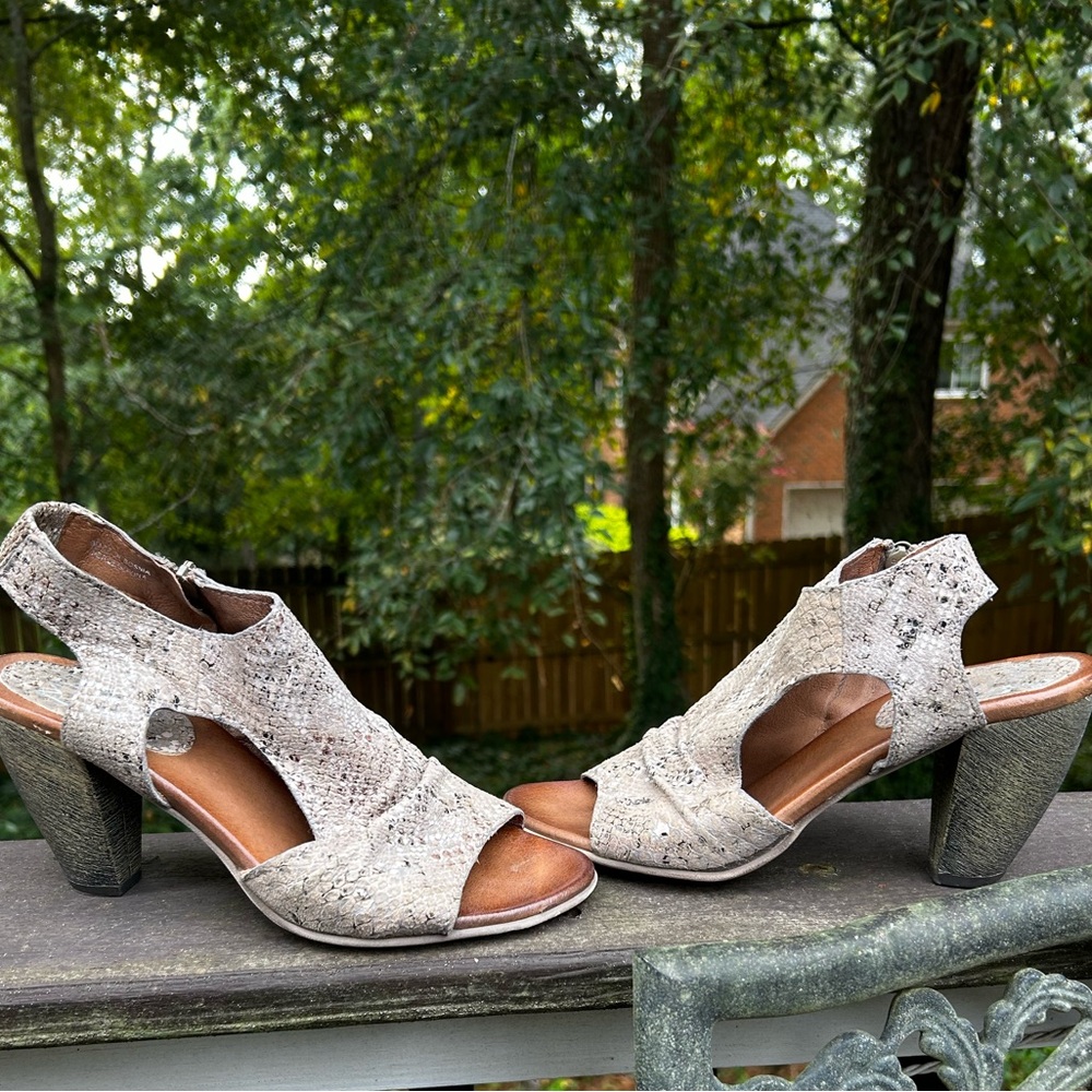 Mix Mooz snakeskin -size 40(9)